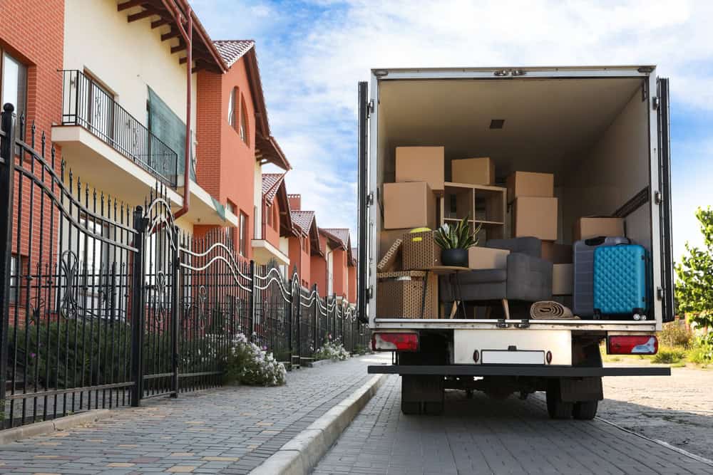 Efficient local and long-distance moving services by Dunbar Moving, expert in residential and commercial relocations.